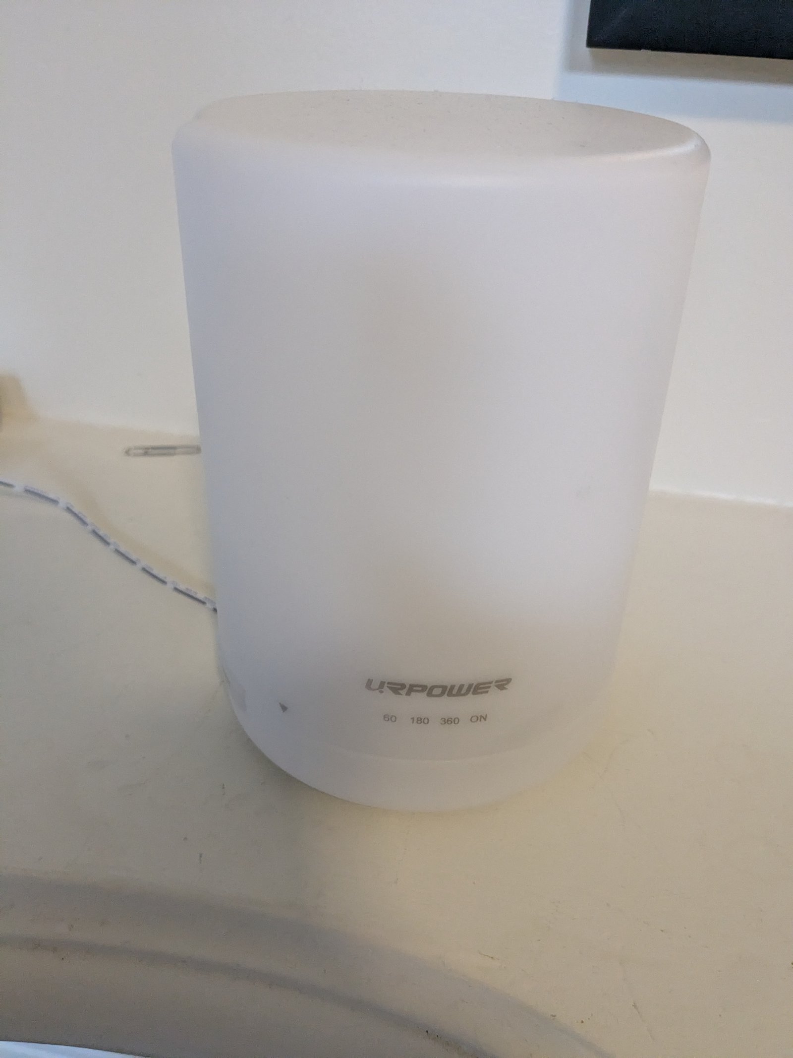 Essential oil diffuser + 6-oil set (URPOWER + Lagunamoon)