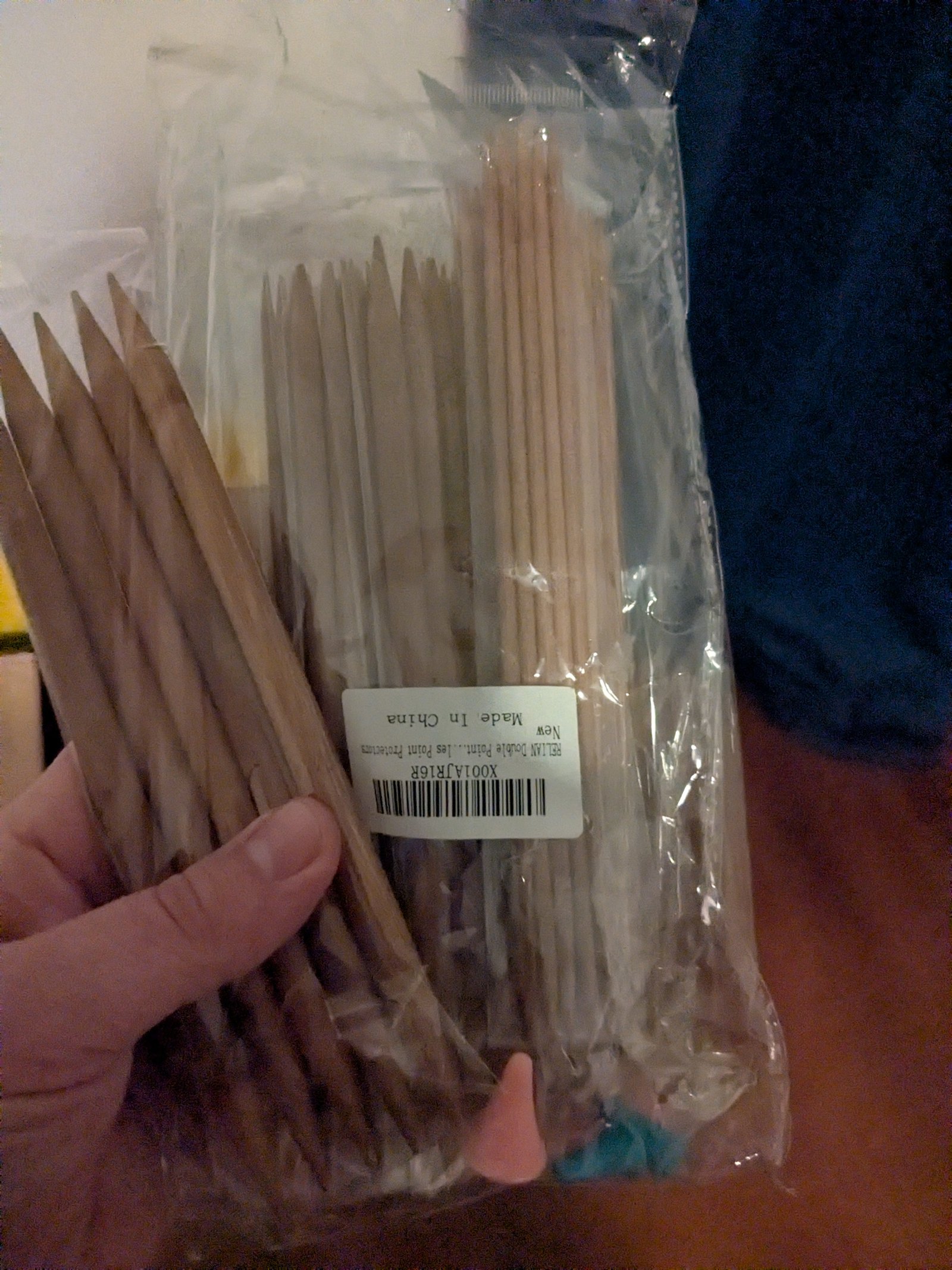 Knitting supplies & needles