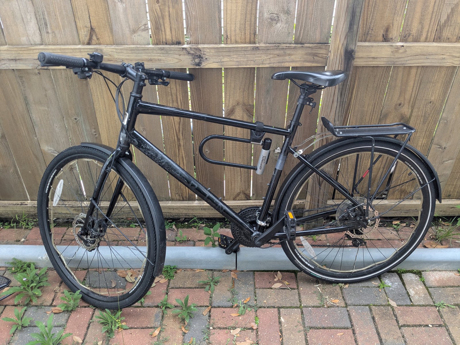 Marin Fairfax hybrid bike (black) + floor pump