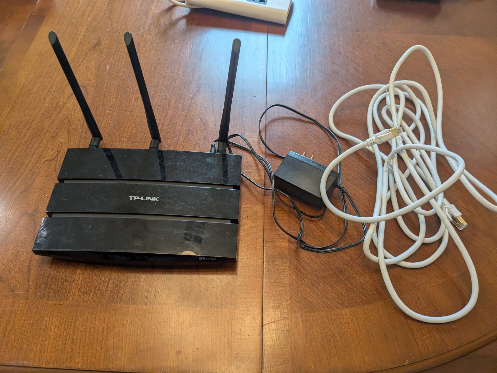 TP-Link Archer C7 AC1750 dual-band WiFi router